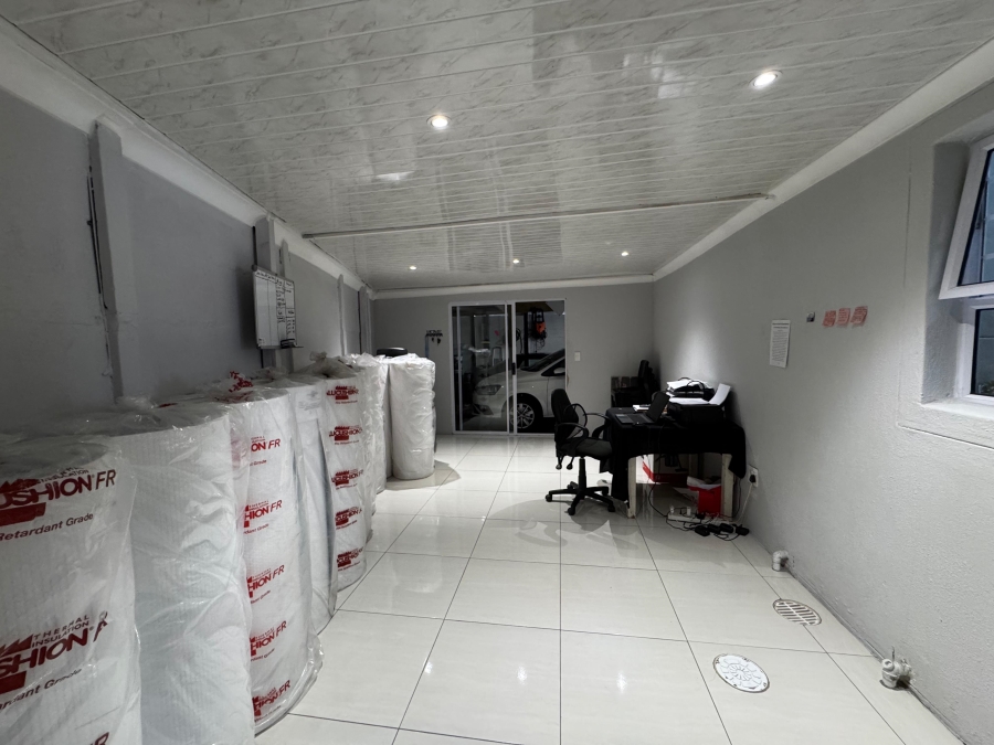 2 Bedroom Property for Sale in Gaylee Western Cape